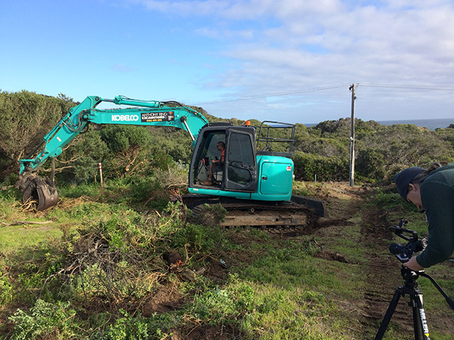 Image Behind the scenes! 2 - Kobelco Excavators