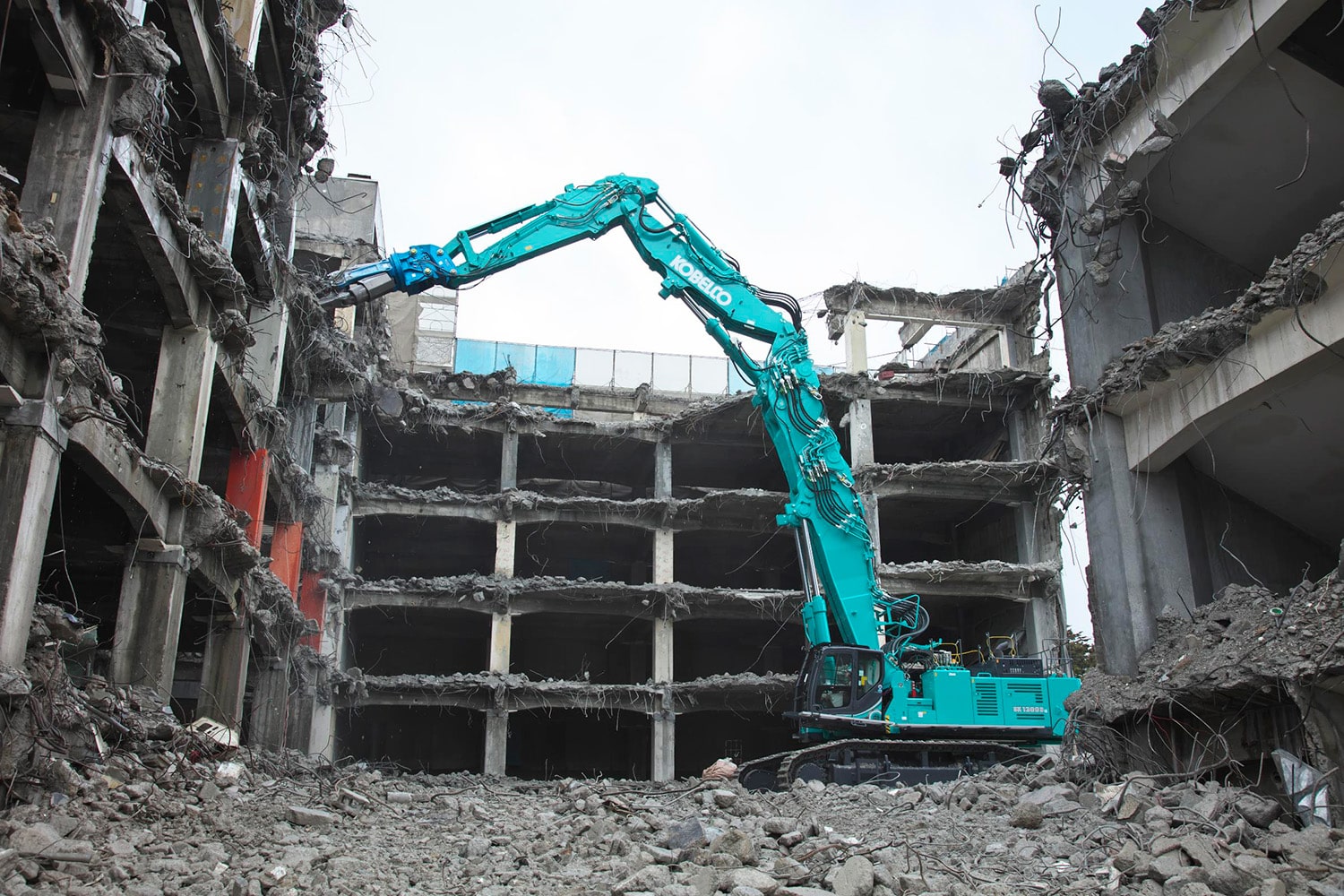 Kobelco SK1300DLC Excavator